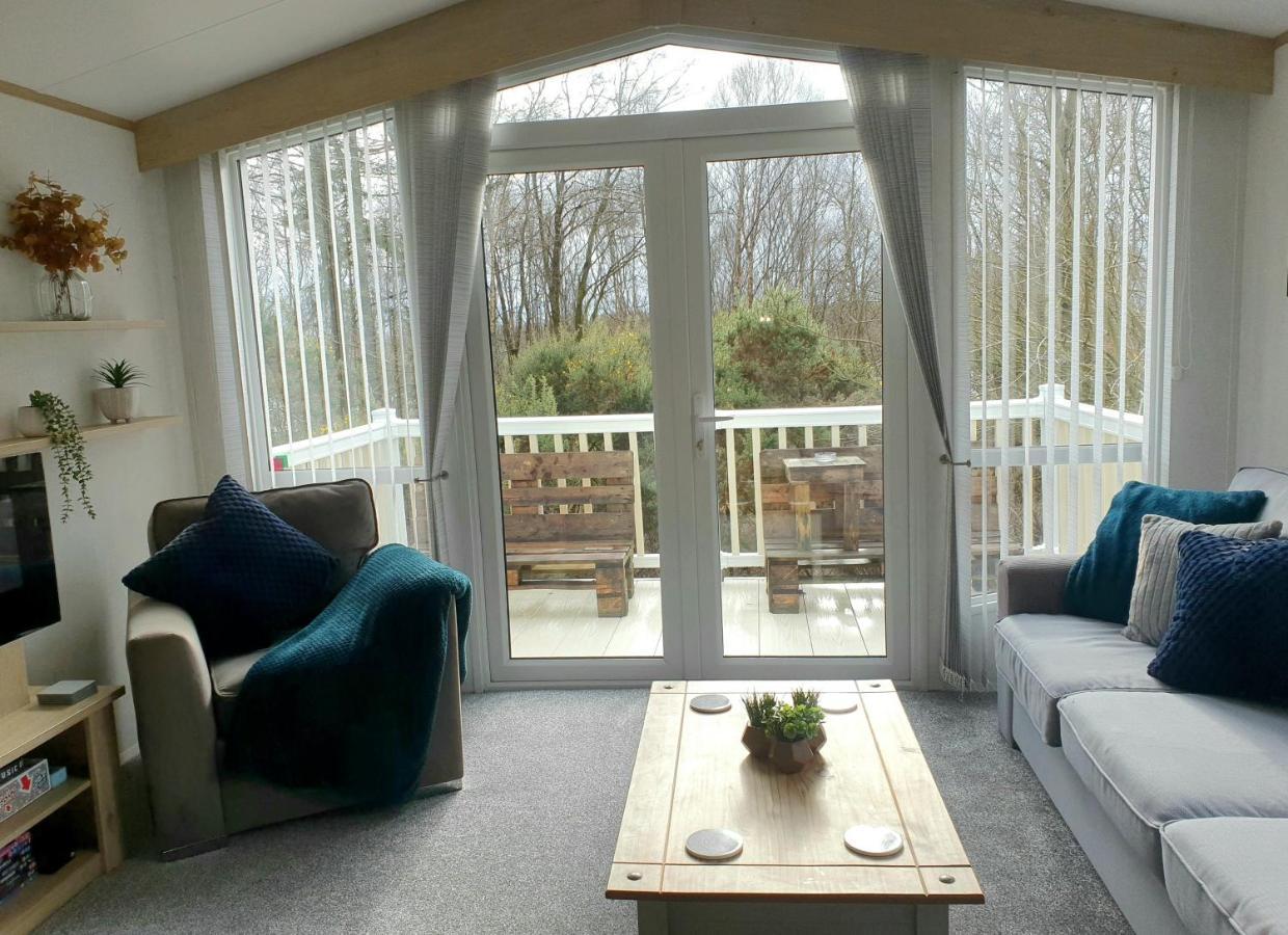 Treehouse - Hot Tub Holiday home Newton on the Moor
